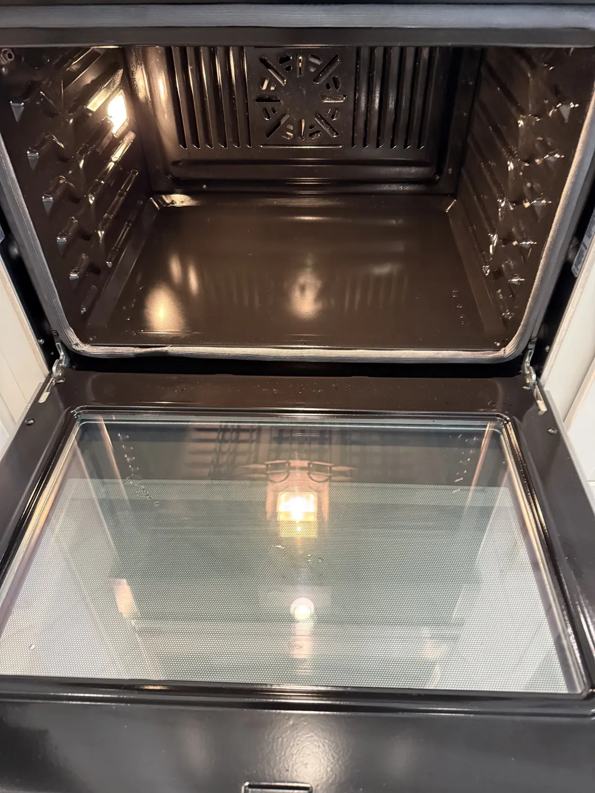 Wall oven, after cleaning